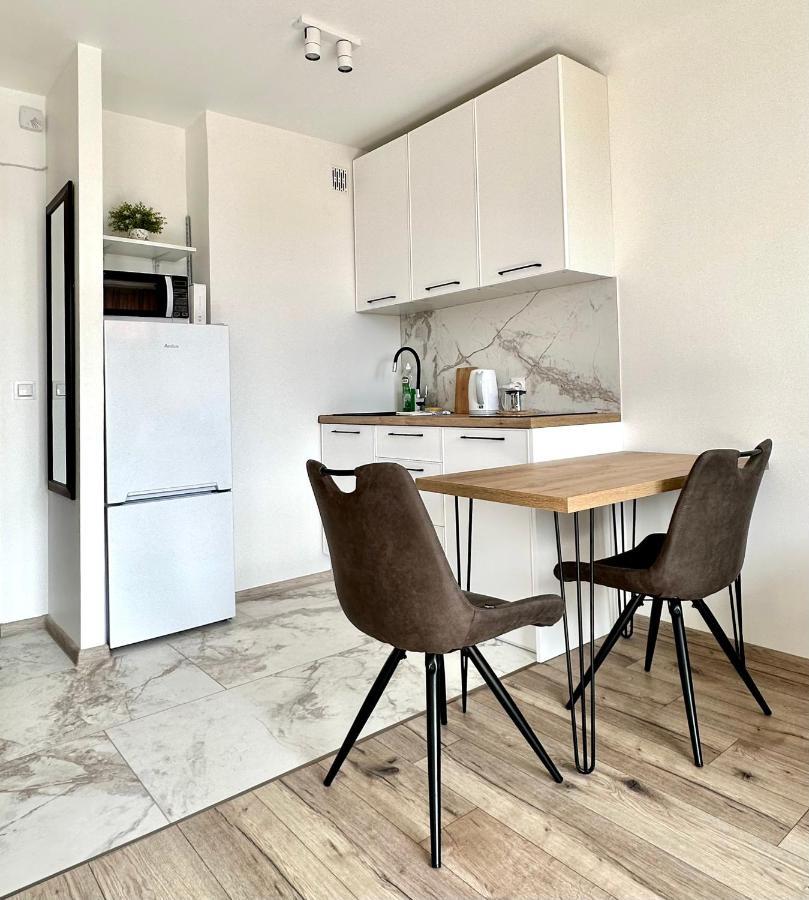 Mirovski Apartment ワルシャワ エクステリア 写真